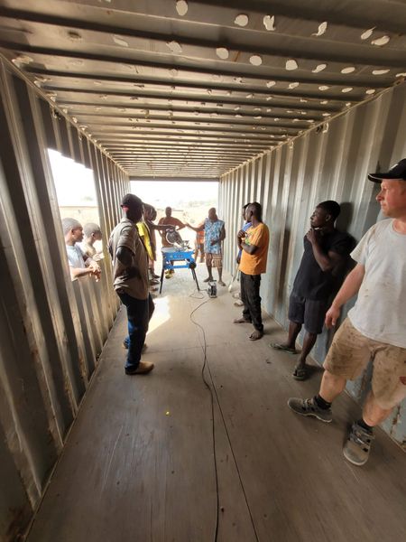 Togo Container innen 66.jpg